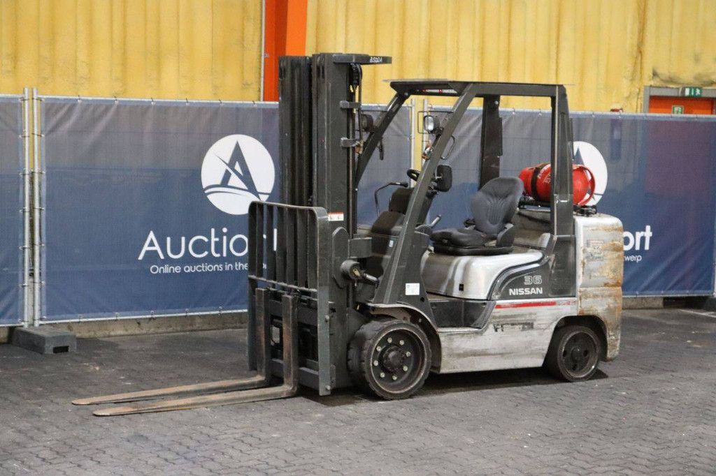 Heftruck Nissan MC UG1F LPG 3600kg 4.7m 2008
