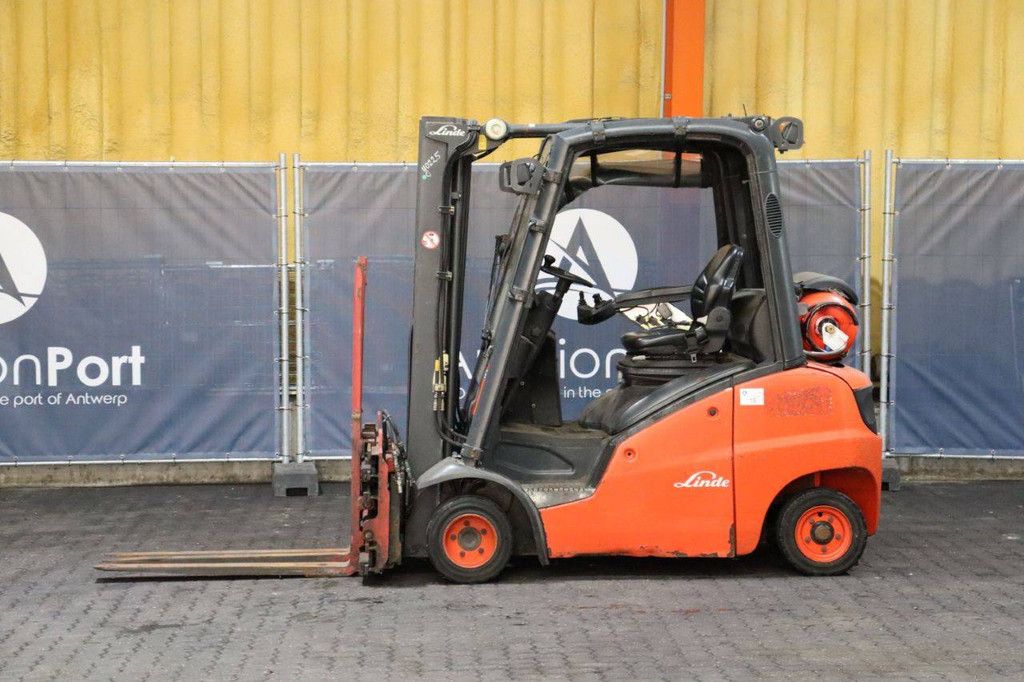 Gabelstapler Linde H20T-01 Treibgas 2000kg 2011