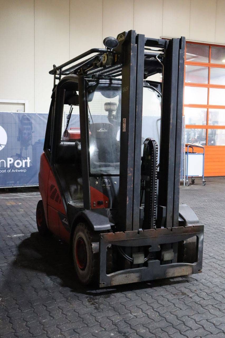 Gabelstapler Linde H30T-02 Treibgas 3000kg 7,0m 2015