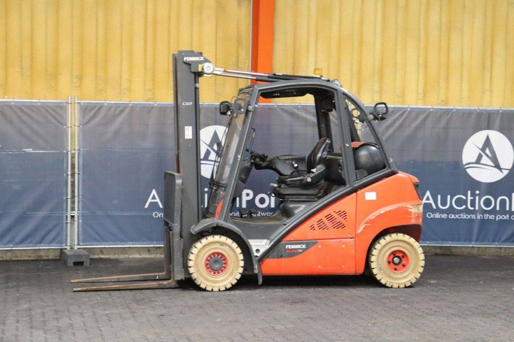 Gabelstapler Fenwick-Linde H25T-02 Treibgas 2500kg 2016