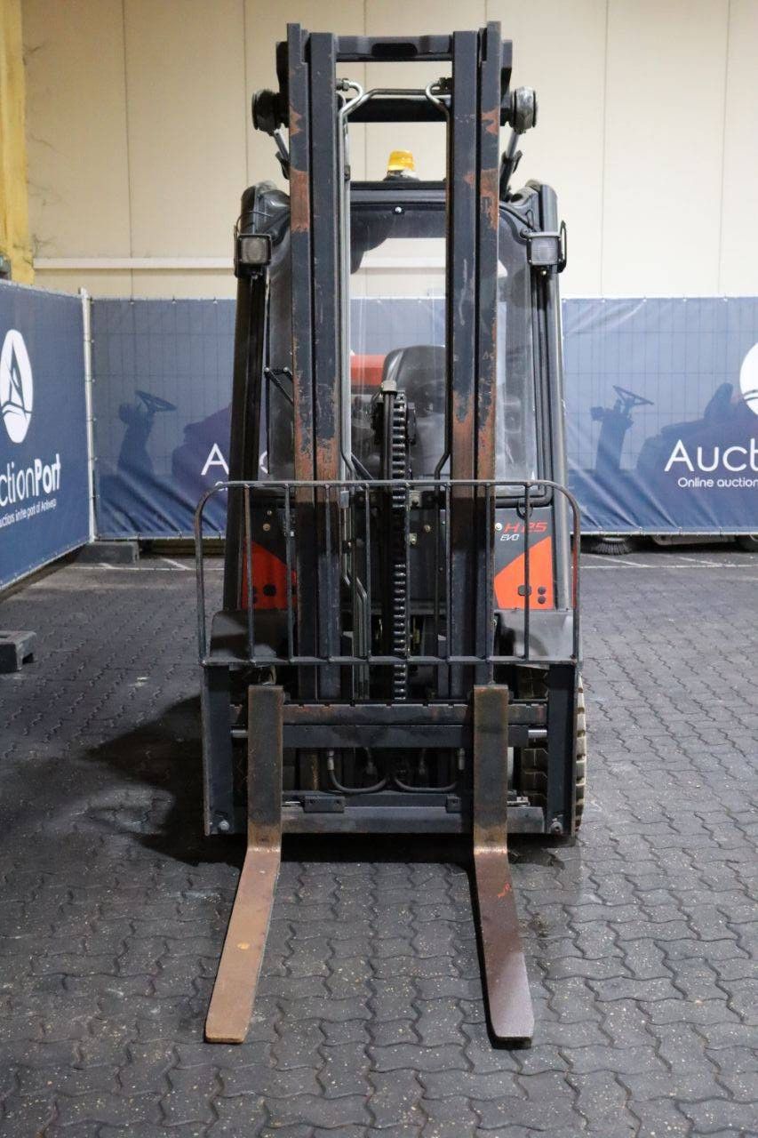 Gabelstapler Fenwick-Linde H25T-02 Treibgas 2500kg 2016