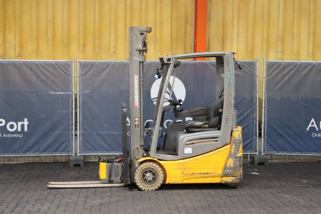 Gabelstapler Jungheinrich EFG 215 550DZ Elektro 1500kg 2019