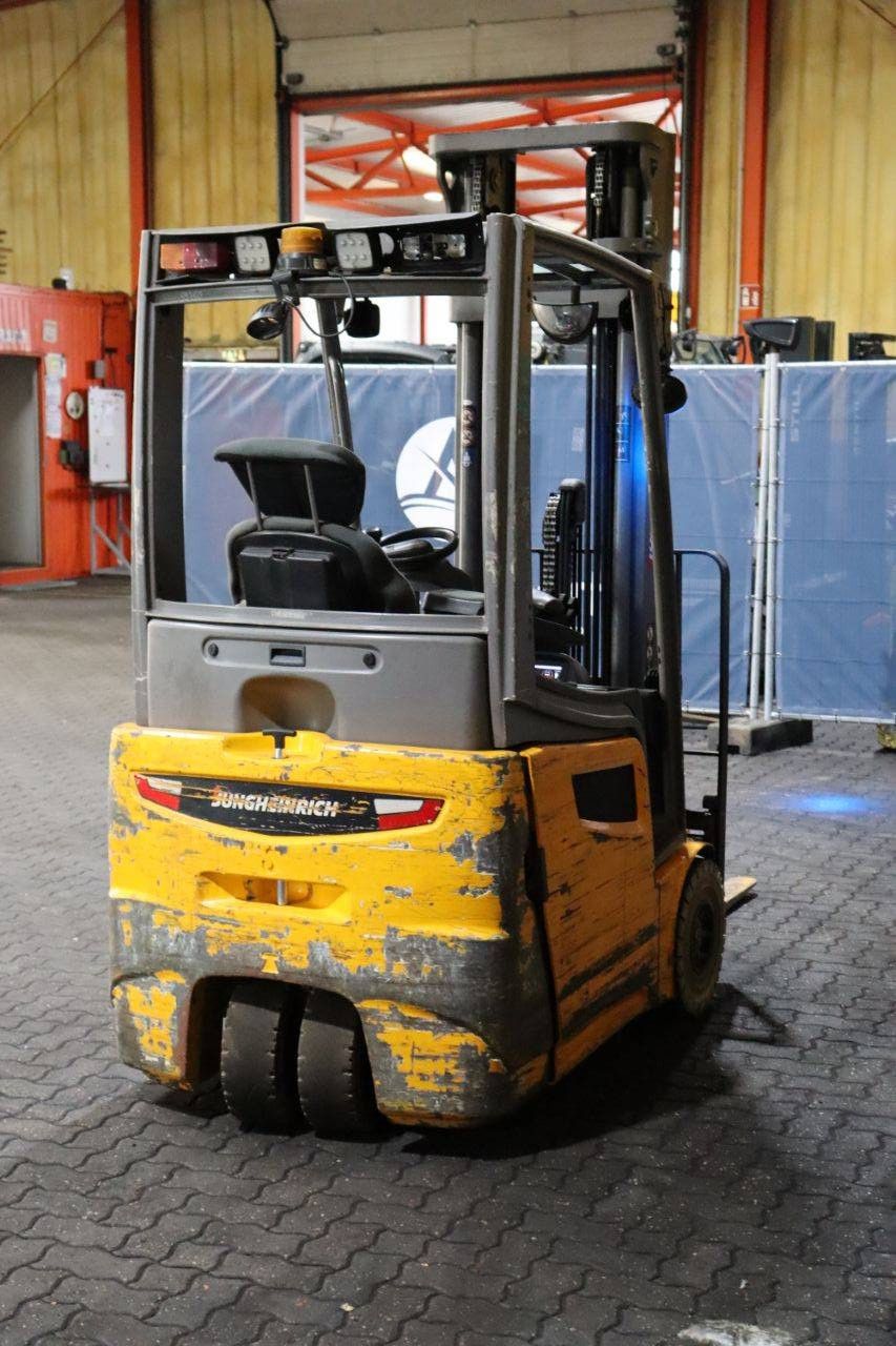 Gabelstapler Jungheinrich EFG 215 550DZ Elektro 1500kg 2019