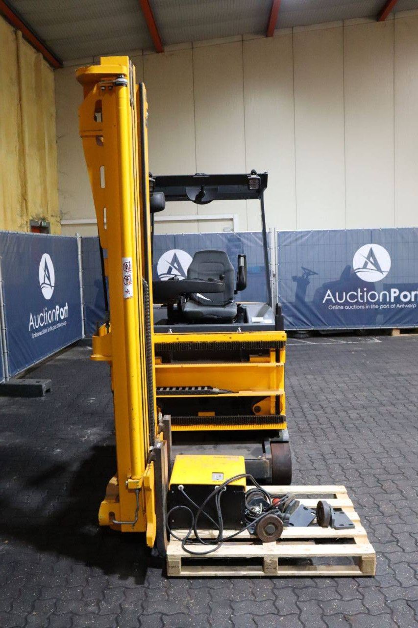 Schubmaststapler Jungheinrich EFX 410 Elektro 1000kg 5,5m 2014