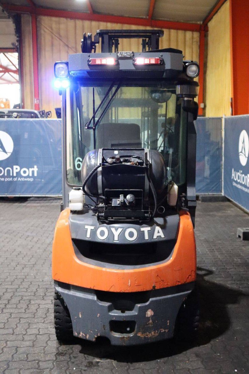 Forklift Toyota Tonero 2.5, 8FG25 LPG 2500kg 4.5m 2015
