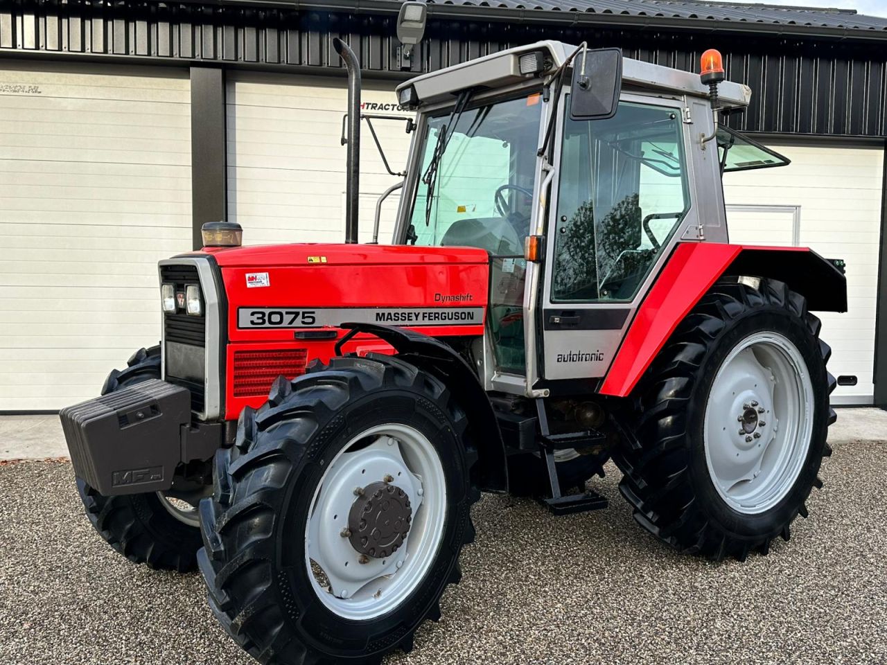 Massey Ferguson 3075