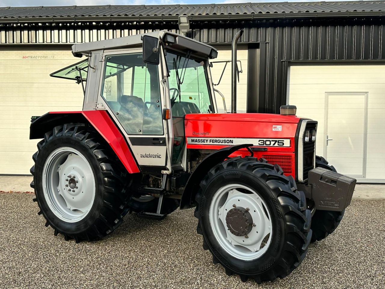Massey Ferguson 3075