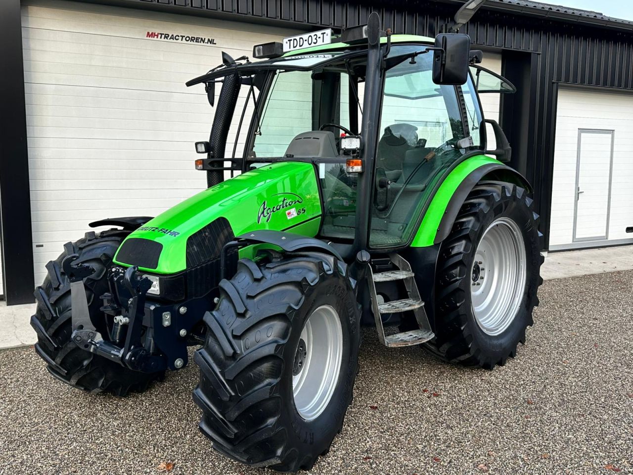 Deutz Agrotron 85