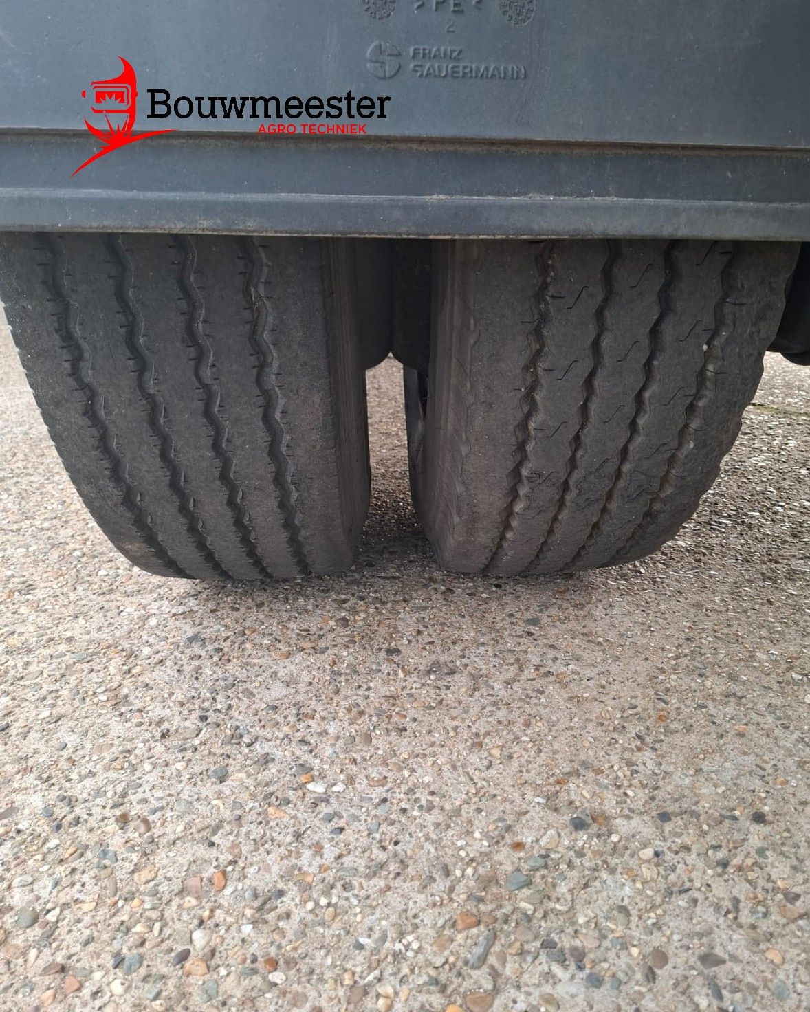 Volledig gereviseerde landbouwwagen te koop aangeboden
