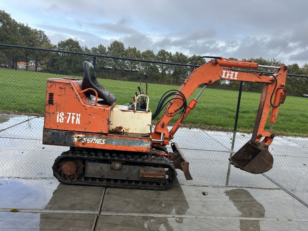 IHI fx7