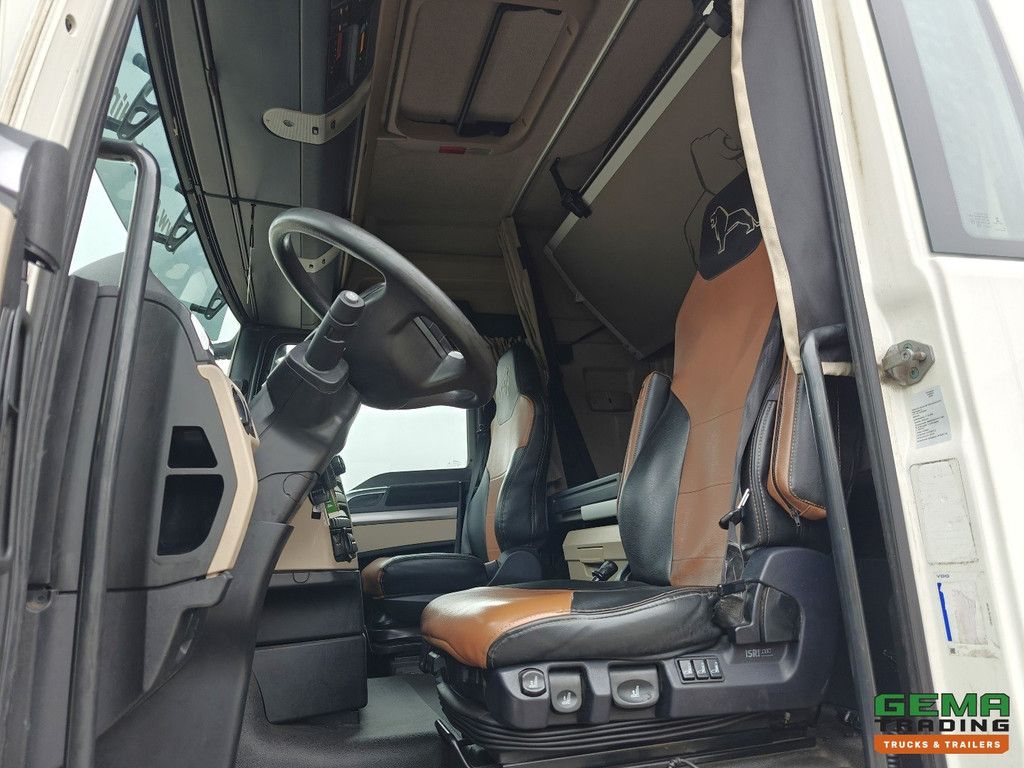 MAN TGX 18.420 4x2 XLX Euro 6C - Double Tanks - Navigation - 08/2026 MOT