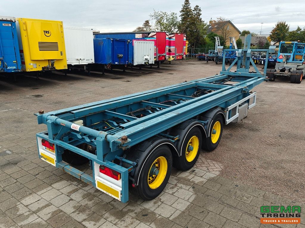 Renders ROC 12.27 CCE 3-Achsen BPW - 20/30FT Kipper-Chassis - Elektrische Kippeinheit - Trommelbremsen - Liftachse -