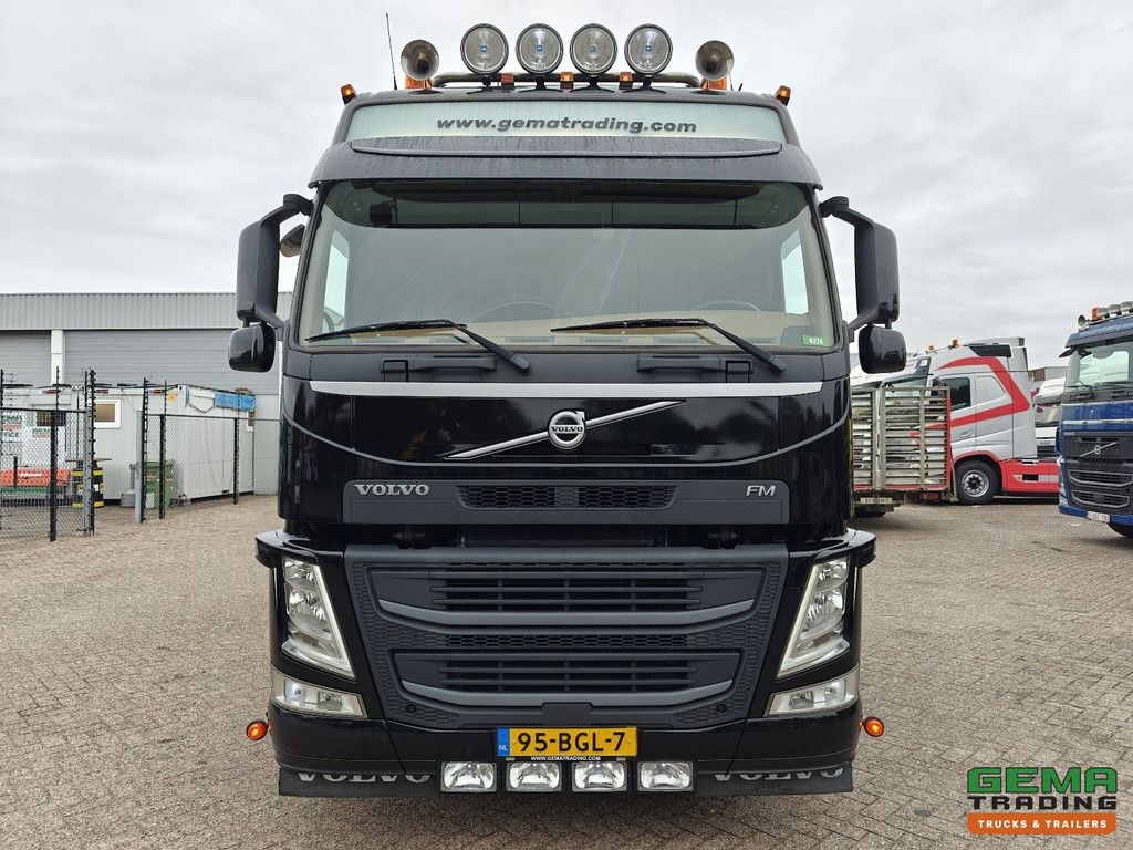 Volvo FM500 8x2/6 Globetrotter Euro6B - Open Loading Platform 7.3M - HH Floor - Aluminum Sideboards - Steering/Lift Axles