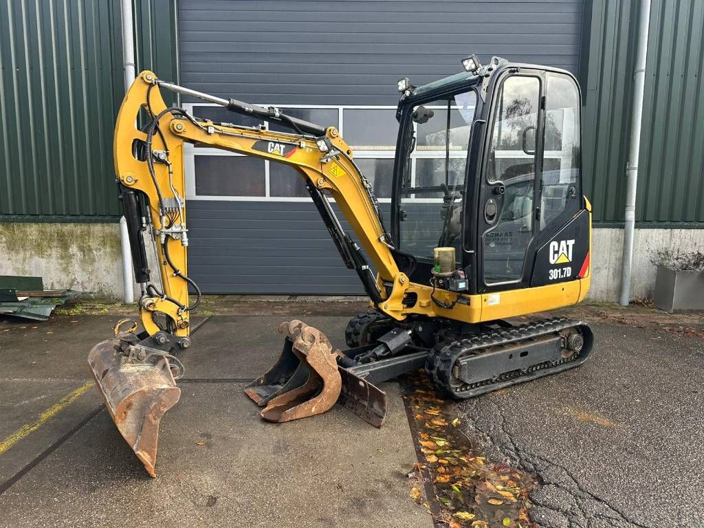 CAT 301.7 D - Automatic greasing!