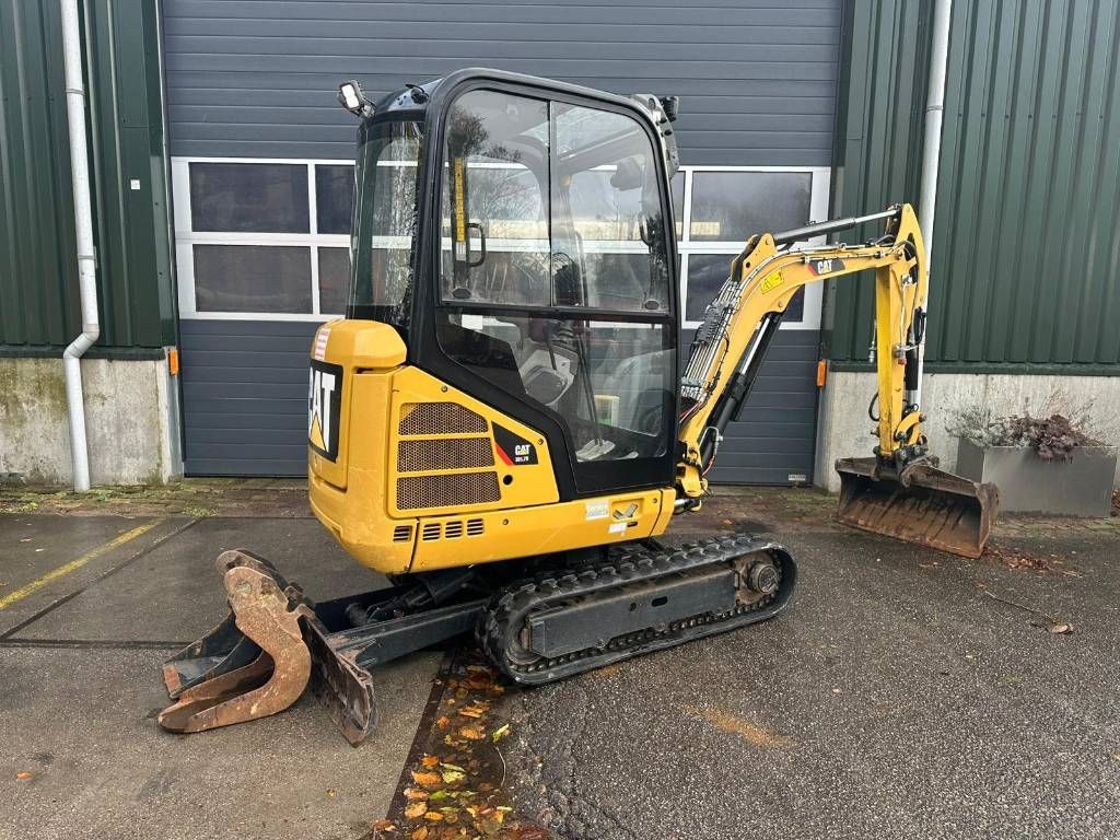 CAT 301.7 D - Automatic greasing!