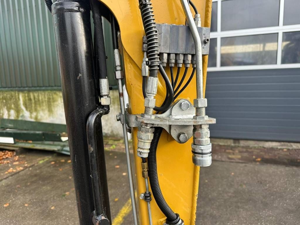 CAT 301.7 D - Automatic greasing!