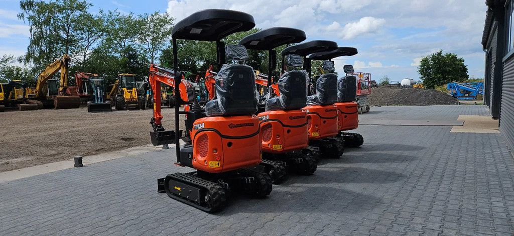 Rhinoceros Kubota XN12-8 mini graafmachine