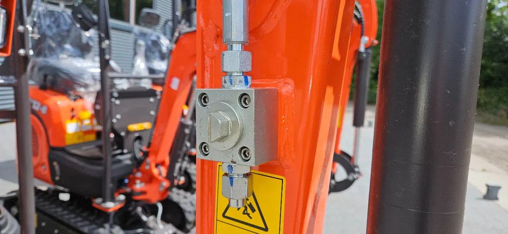 Rhinoceros Kubota XN12-8 mini graafmachine