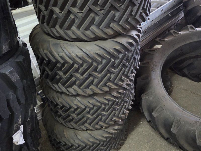 BKT TrackMaster 31x15,50R15