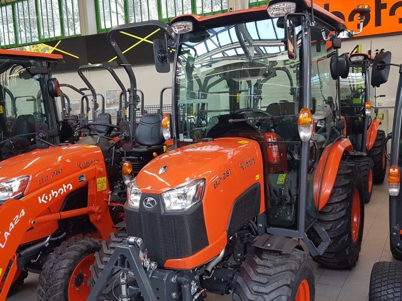 Kubota B2-261 H CAB