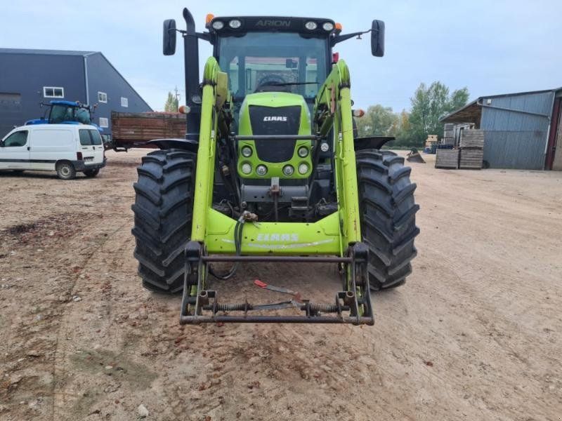 Claas ARION 640