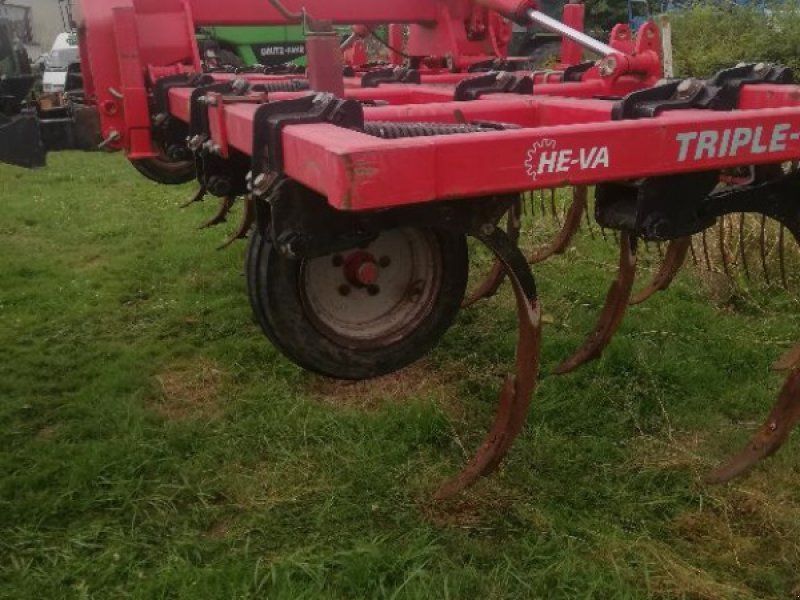 HE-VA TRIPLE TILLER