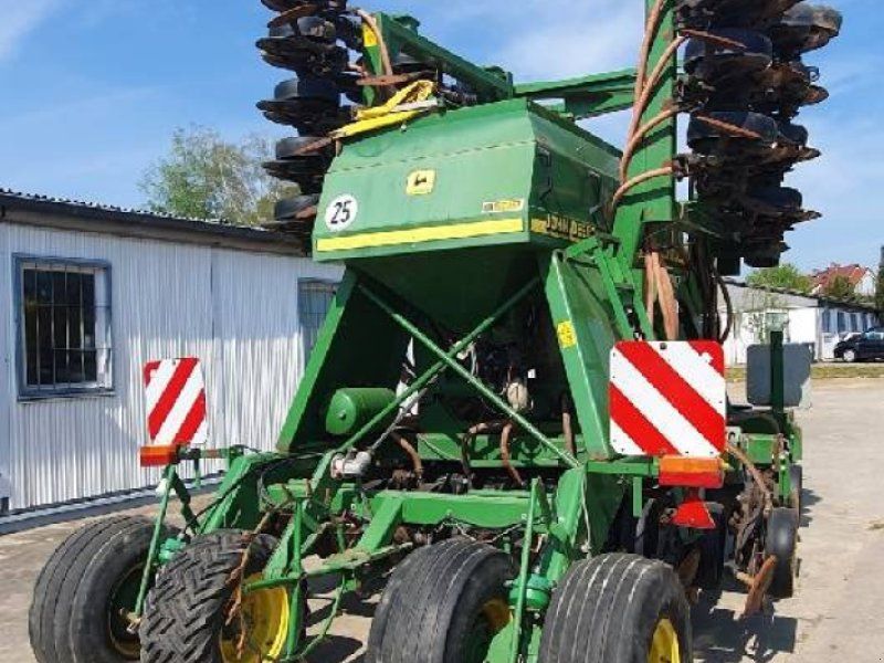 John Deere 750 A