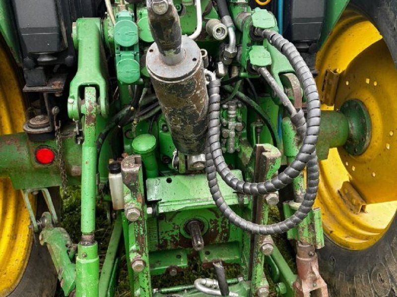 John Deere 6610
