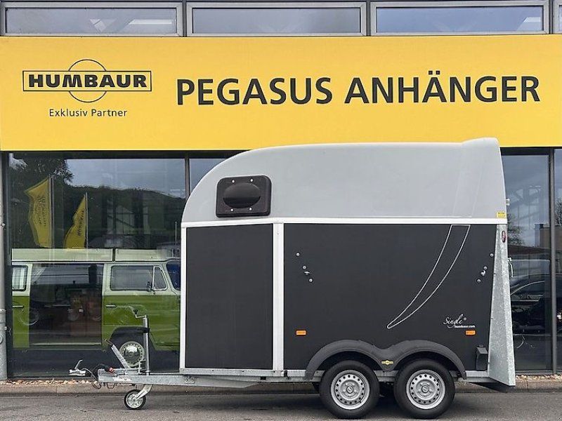 Humbaur Single 1,6t Pferdeanhänger Tageszulassung