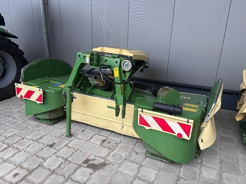 Krone F 320 gezogener Bock