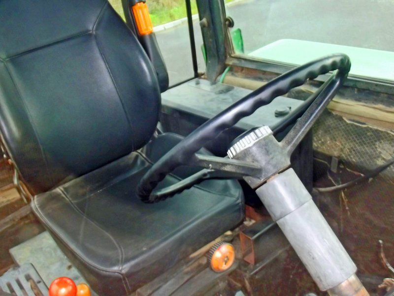 John Deere 1640+ Frontlader