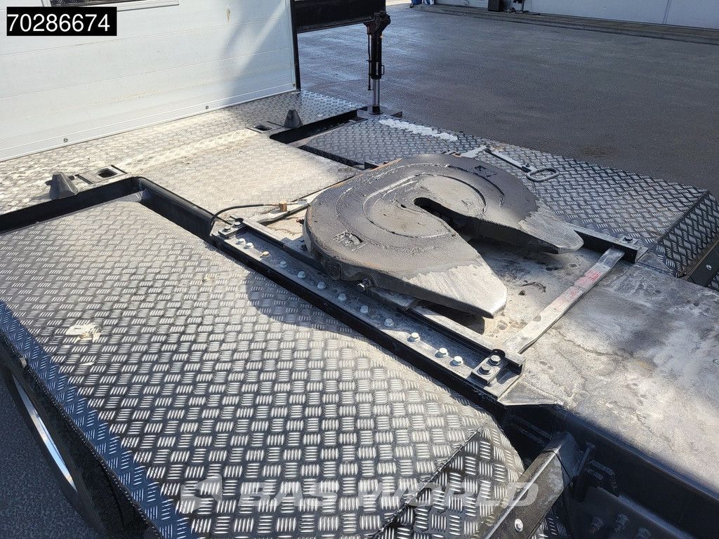 Volvo FH16 FH16 650 8X2 HMF 7020K-RCS Crane + Fly-Jib Lift+Steering-Axle Navi LED ACC Euro 6