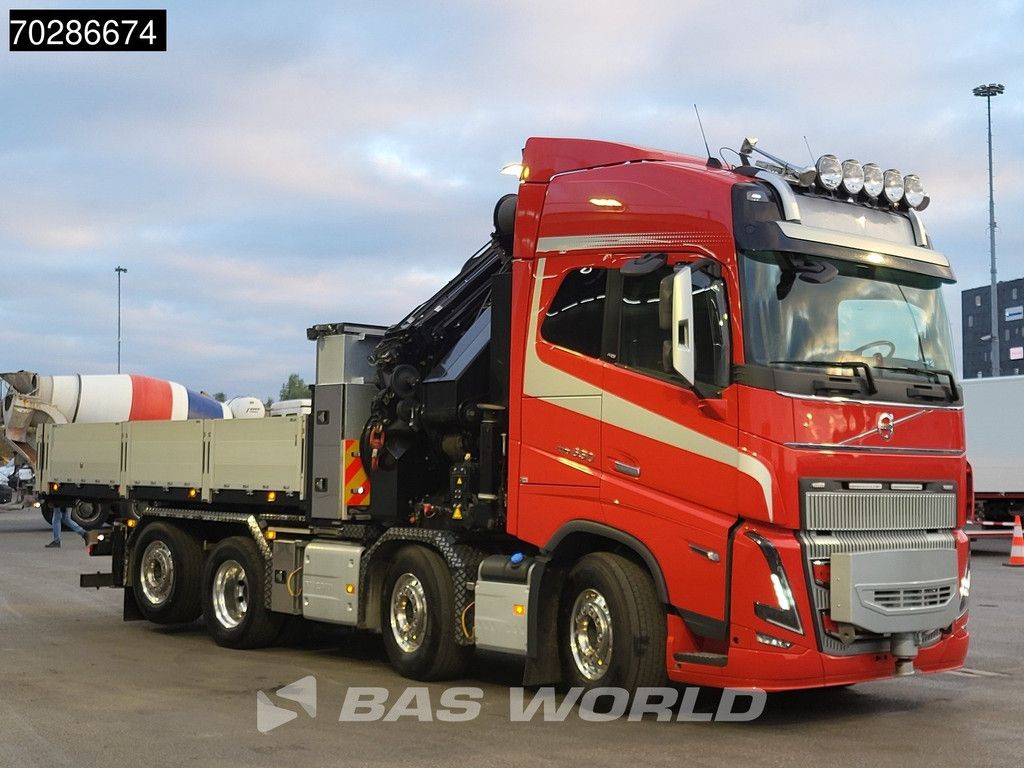 Volvo FH16 FH16 650 8X2 HMF 7020K-RCS Crane + Fly-Jib Lift+Steering-Axle Navi LED ACC Euro 6