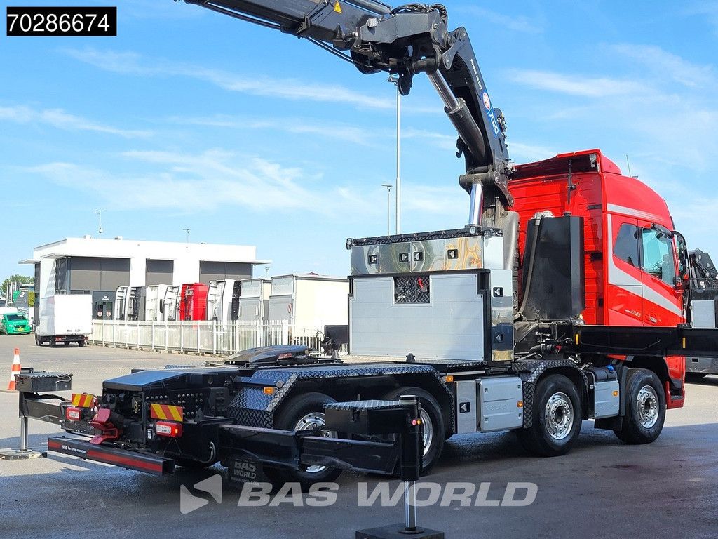 Volvo FH16 FH16 650 8X2 HMF 7020K-RCS Crane + Fly-Jib Lift+Steering-Axle Navi LED ACC Euro 6