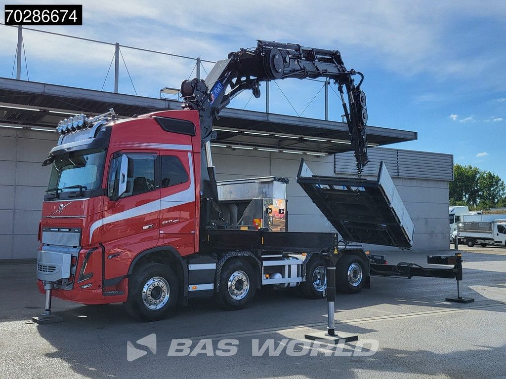 Volvo FH16 FH16 650 8X2 HMF 7020K-RCS Crane + Fly-Jib Lift+Steering-Axle Navi LED ACC Euro 6