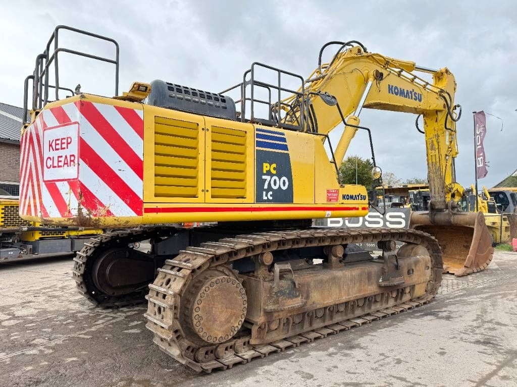 Komatsu PC700LC-8EO - Adjustable UC / Hydraulic Stairs
