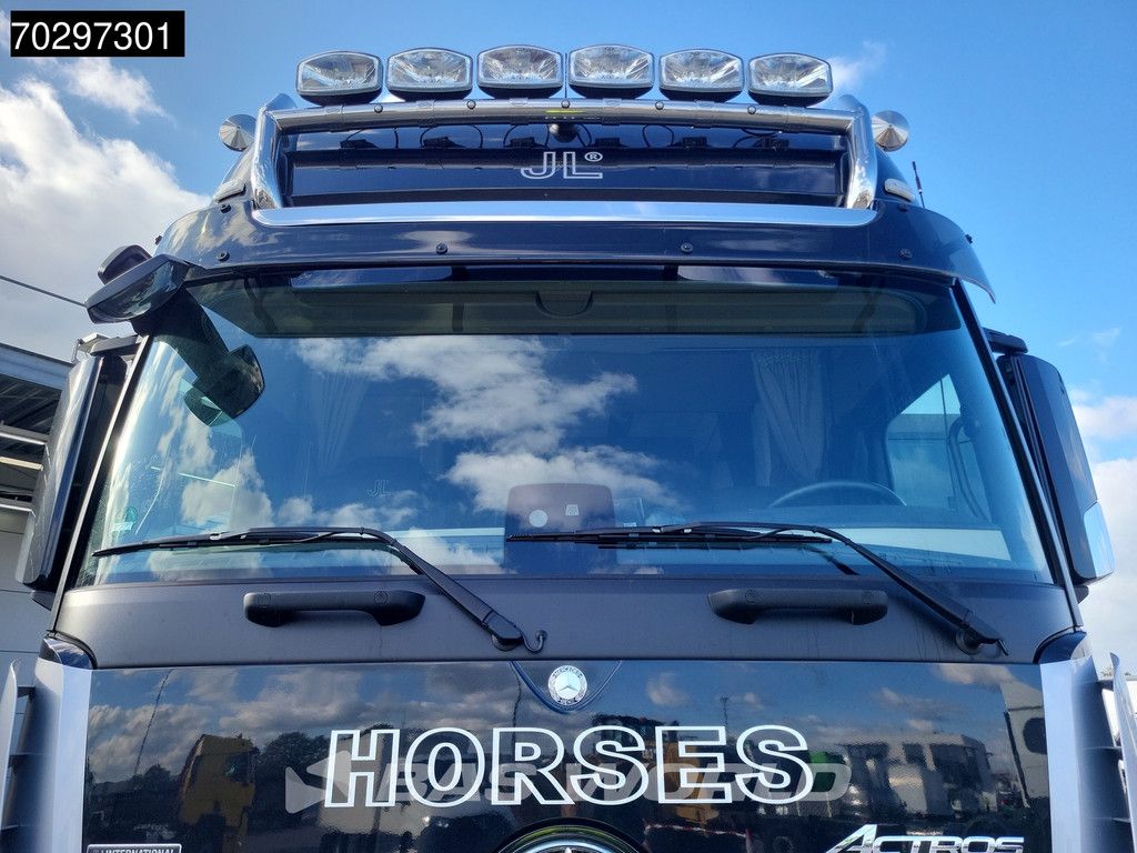 Mercedes Actros 2551 6X2 Horse truck + Living Standairco Navi ACC Automatic Euro 6