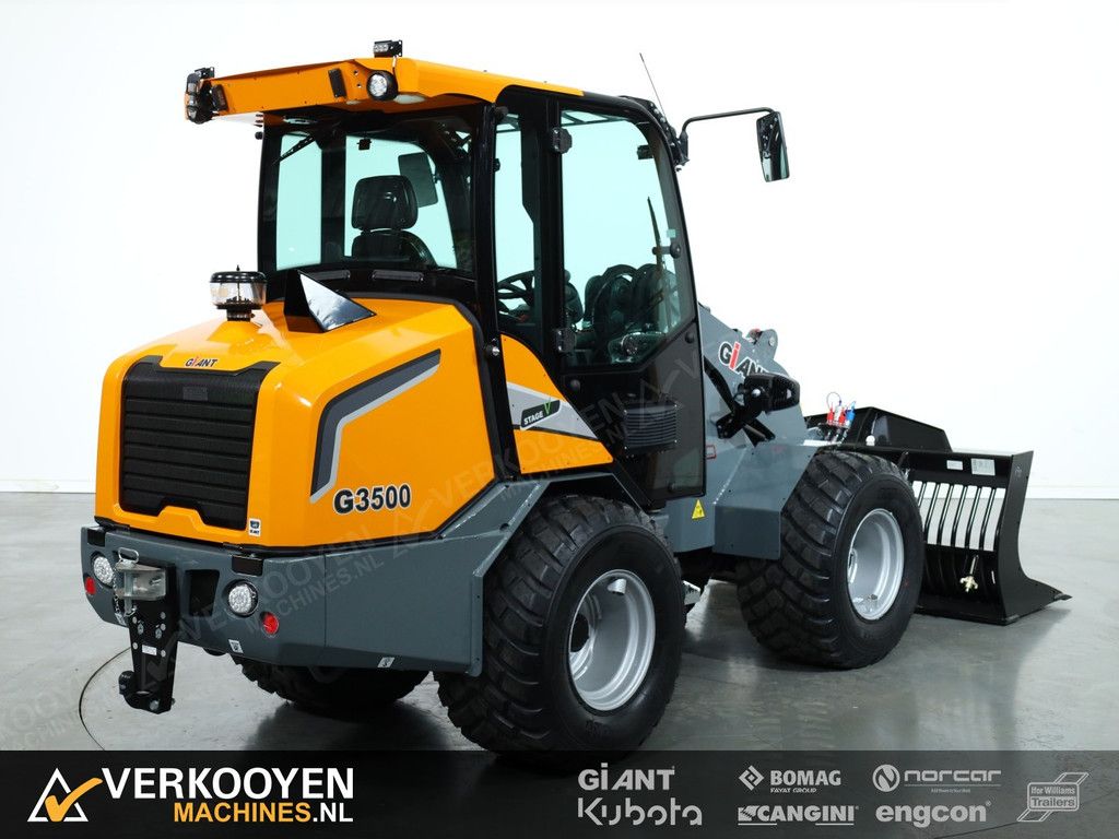 2025 Giant G3500 (Cabine) VK10361