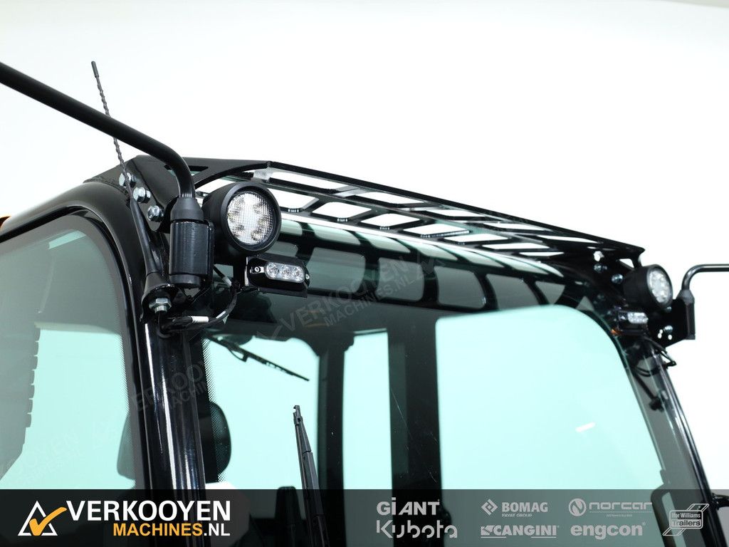 2025 Giant G3500 (Cabine) VK10361