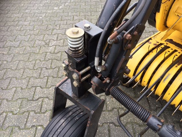 New Holland 270 FPE