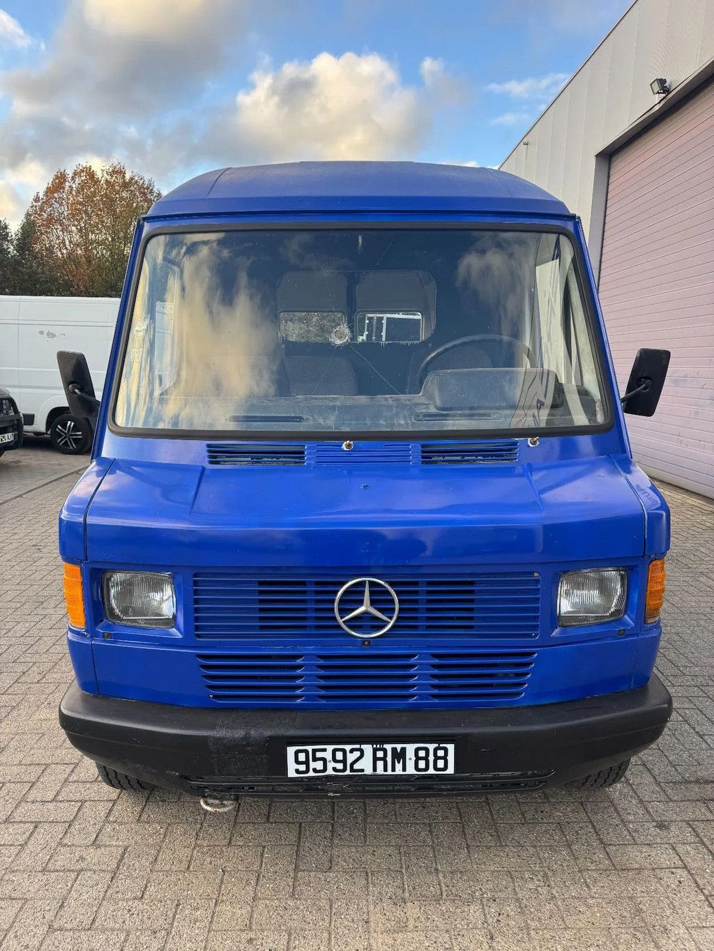 Mercedes-Benz TN 307D **FRENCH VAN - CAMIONETTE FRANCAIS**