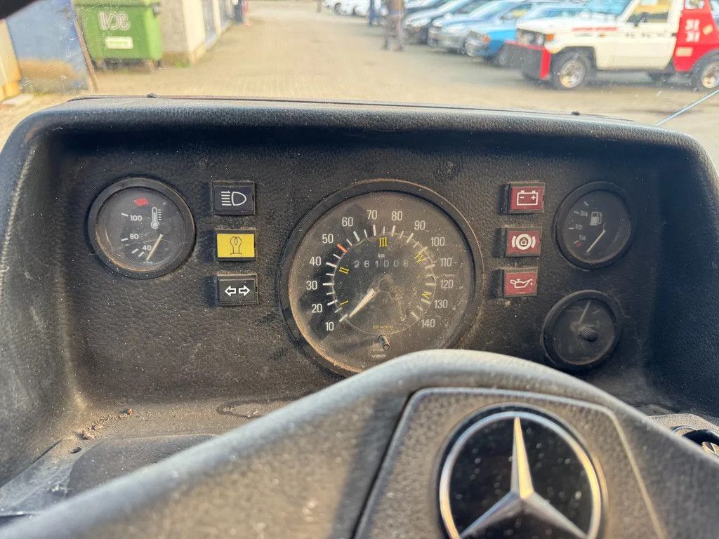 Mercedes-Benz TN 307D **FRENCH VAN - CAMIONETTE FRANCAIS**