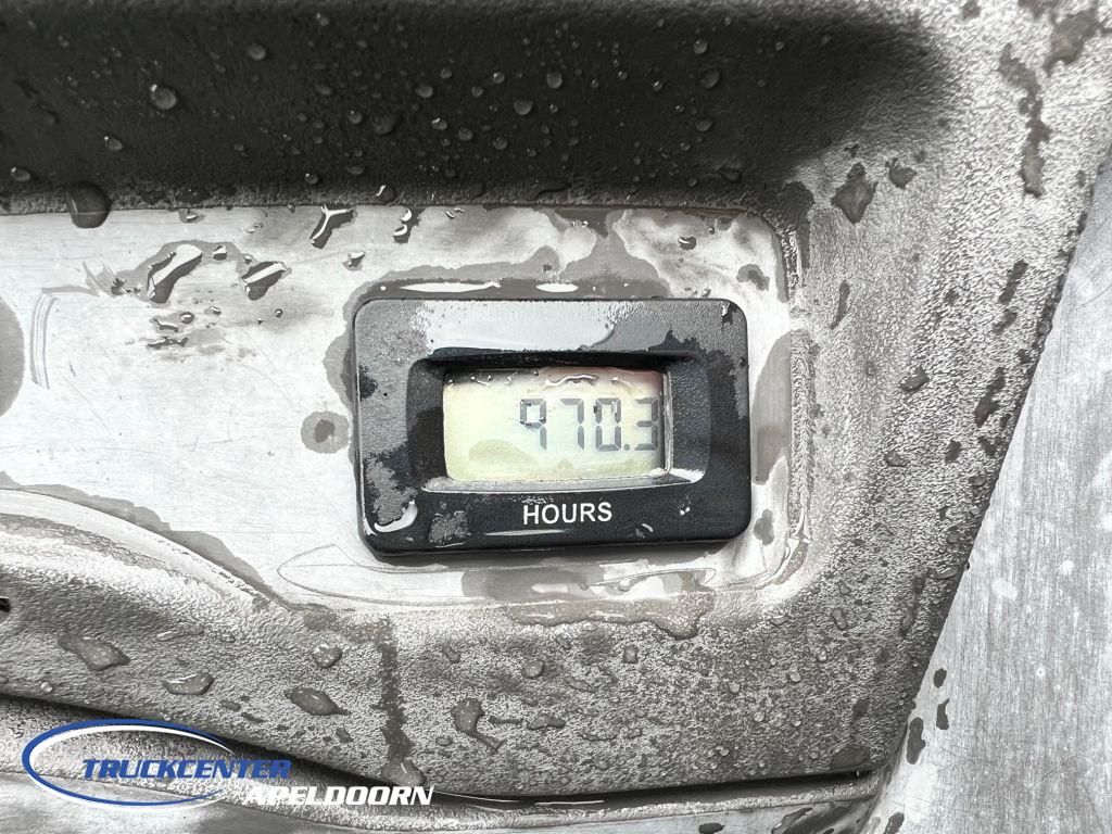 Kawasaki Mule 610 4x4 + Winch. TC10702