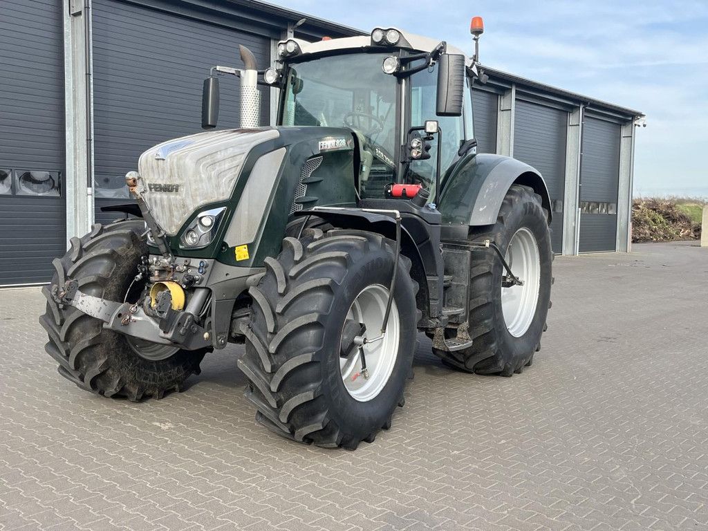 FENDT 828 VARIO WG3483