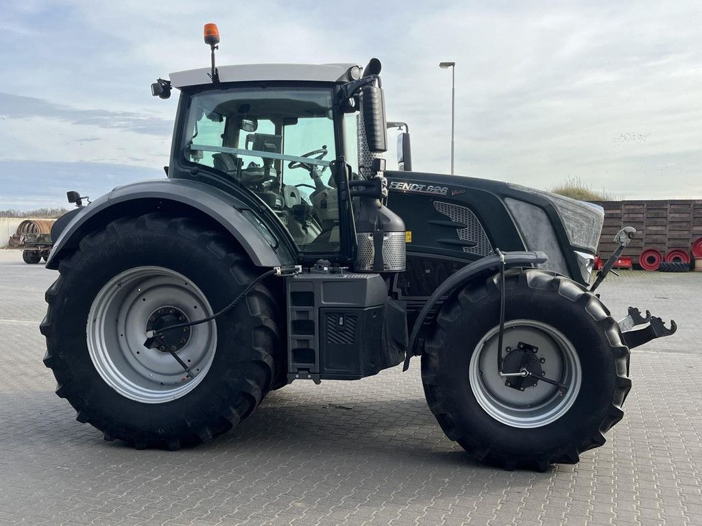 FENDT 828 VARIO WG3483
