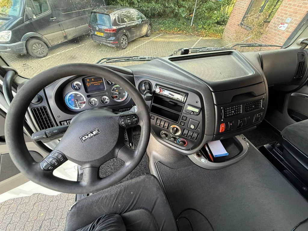 DAF XF 105.460 6X2 FTP Midlift SSC Super Space NL Truck