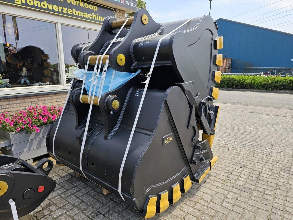 West CAT 336 Tandenbak WE1029