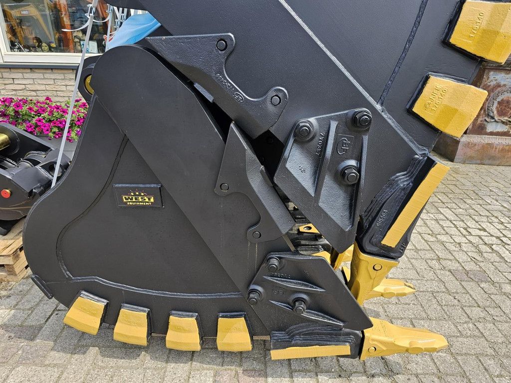 West CAT 336 Tandenbak WE1029