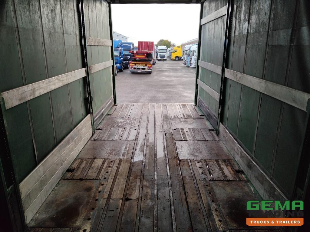DAF FAK XF95.430 8x2 SuperSpaceCab Euro3 - CurtainSider 7,31m + Rampe 16T - Maschinentransporter - 6 Personen (V558)