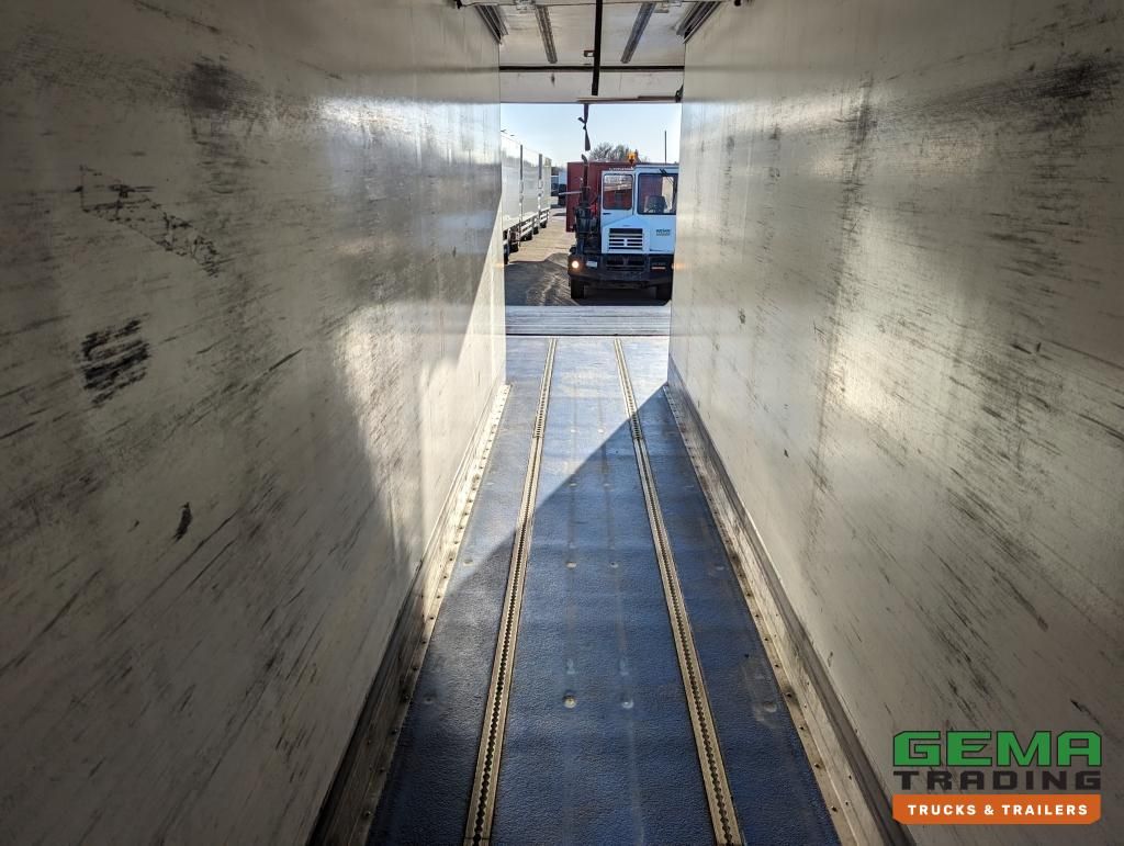 DAF FA CF65.220 4x2 Daycab Euro5 KoelVriesBak 8m - FrigoBlock - Zijdeuren - Compartimenten (V669)